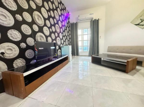 Relaxing Private Rooms in Compound Housing near Burj Alarab Villa 124
